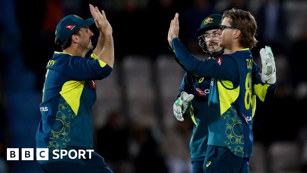 England Wins Second T20 Against Australia