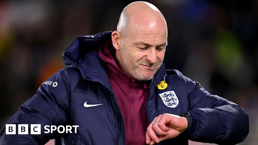 'England deserve world-class coach' - but Carsley not ruling himself out