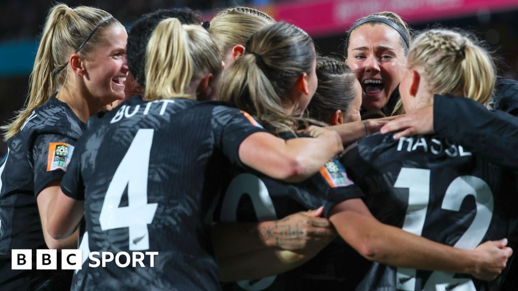 New Zealand 1-0 Norge: Fotballbregner tar historisk første verdenscupseier for kvinner