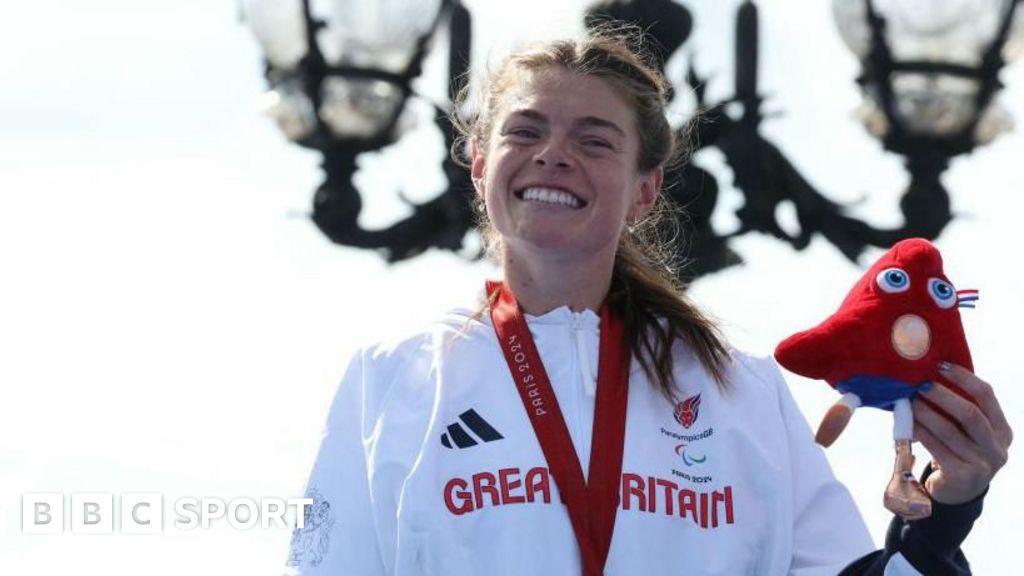 Medallist Lauren Steadman expecting to retire from Para-triathlon