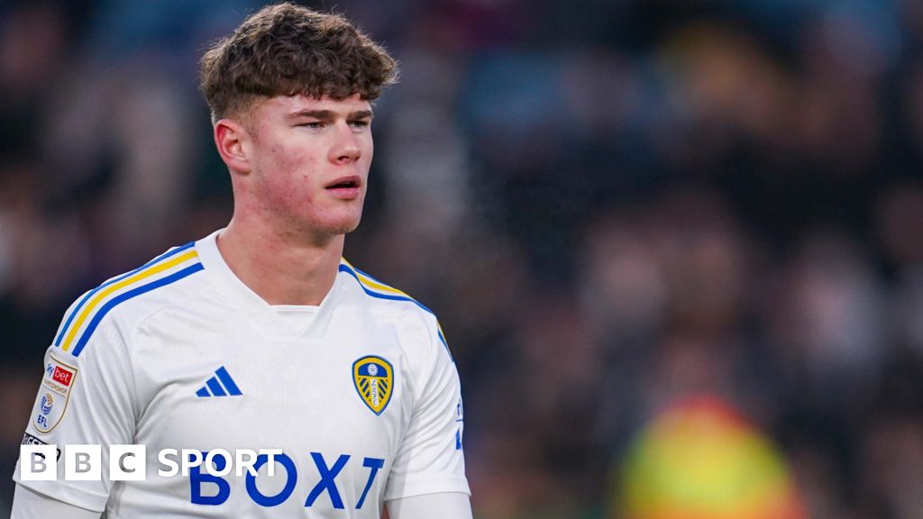 Charlie Cresswell: Leeds United defender joins Toulouse