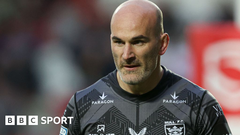 Hull FC's Danny Houghton Retires After 18 Years