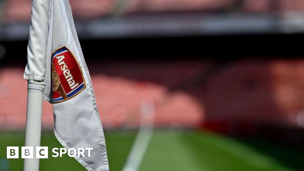 Arsenal ban 24 fans for abuse during last season