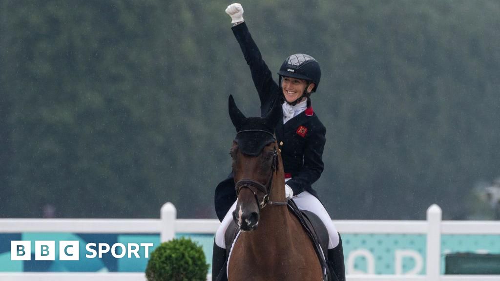 Paris Olympics 2024: Great Britain lead eventing as Laura Collett breaks record