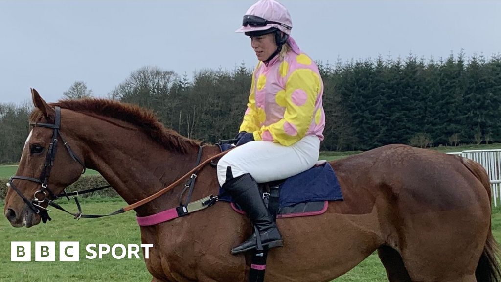 Kerry Lee 'Noone told me this was a good idea', says trainer turned