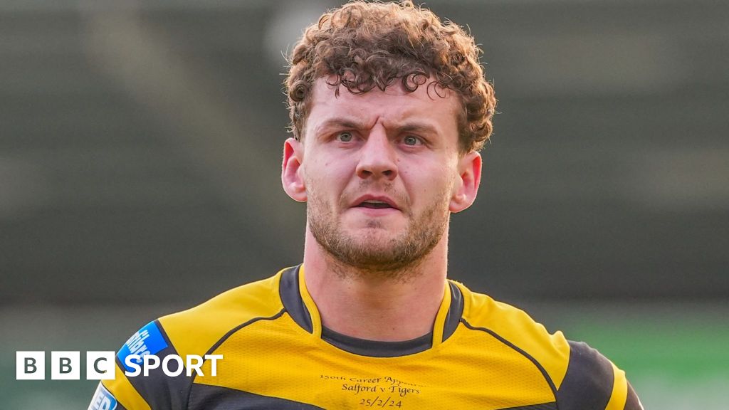 Castleford's Lawler in hospital with brain bleed