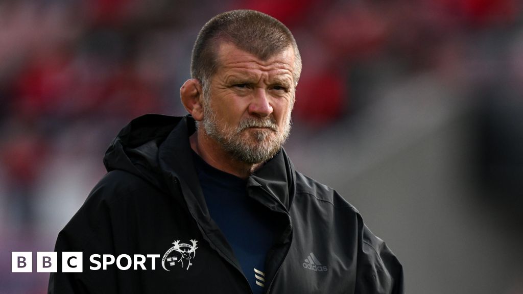 Munster Rugby: Graham Rowntree takes URC coach of the season award