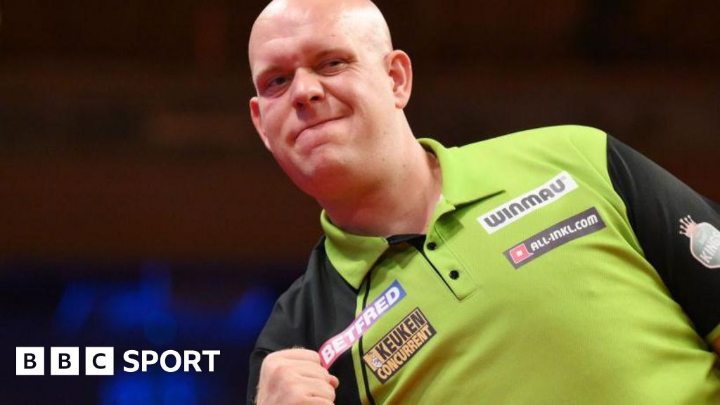 Van Gerwen beats Price to win Players Championship