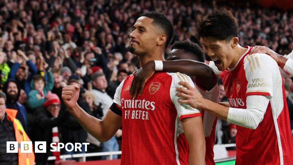 Arsenal 3 1 Burnley Gunners Go Second With Hard Fought Victory Over