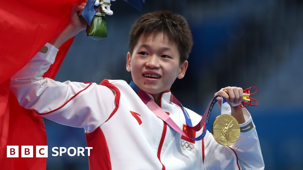 Tokyo Olympics China's 14yearold diver Quan Hongchan sets world