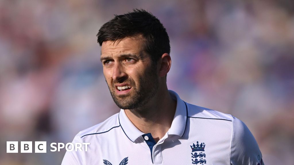 England bowler Mark Wood says he cannot pick his children up because of elbow issue