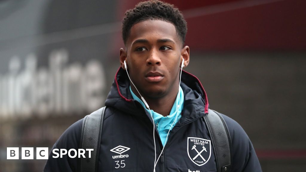 Reece Oxford West Ham defender signs for Borussia Monchengladbach on