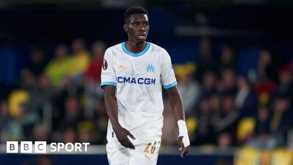 Crystal Palace:  Ismaila Sarr set to join from Marseille in £12.5m transfer