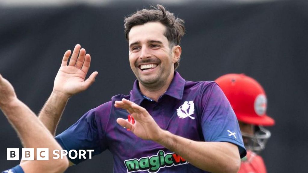 Charlie Cassell: Somerset sign Scotland bowler for One-Day Cup