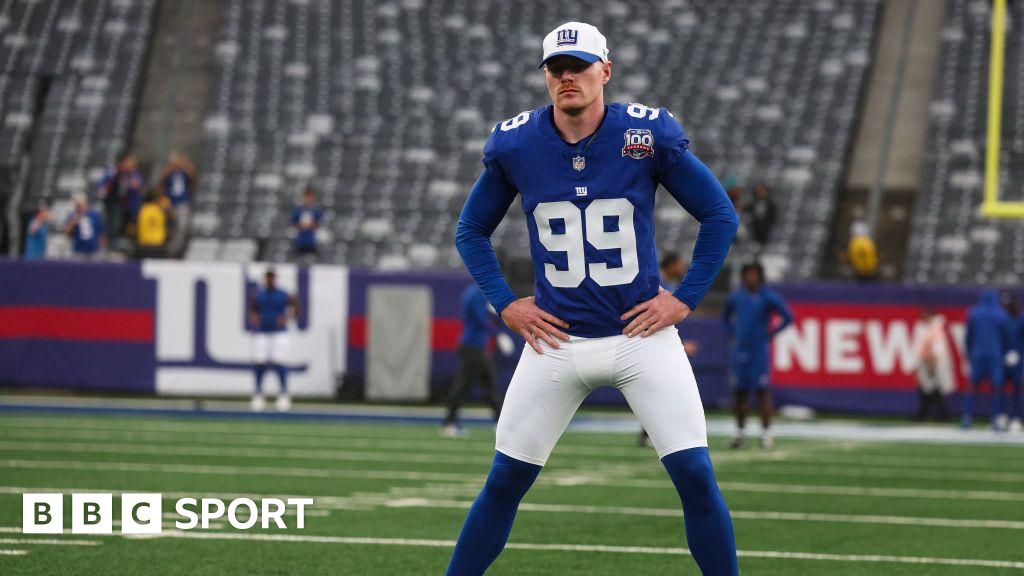 New York Giants: Former Derry Under-20s player Jude McAtamney makes his NFL debut for New York Giants