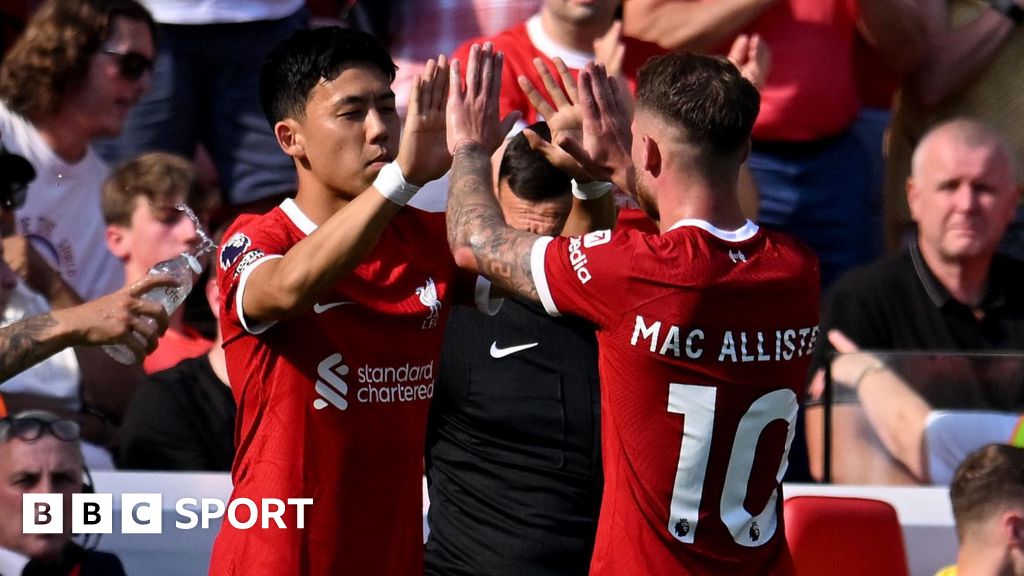 Liverpool: 'Endo Has To Play Against Brentford' - BBC Sport