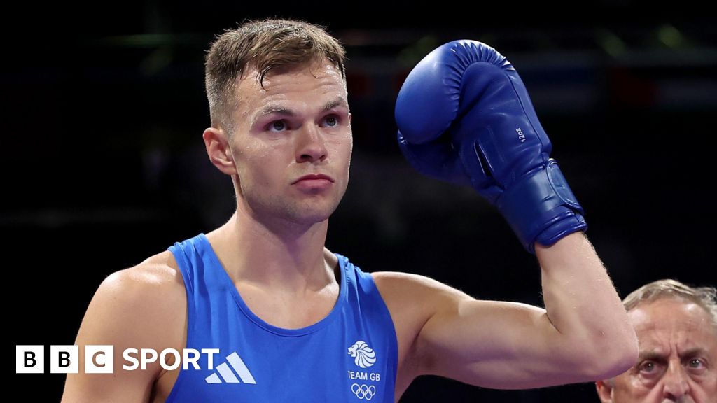 Boxer Richardson secures medal for Team GB