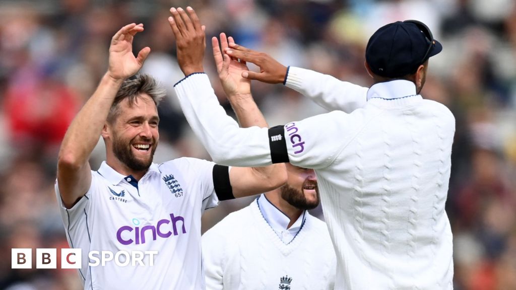 England vs Sri Lanka: Chris Woakes eyes place on winter tours