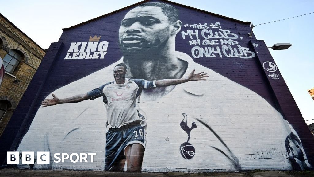 Tottenham: Ledley King on his Spurs career and injuries - BBC