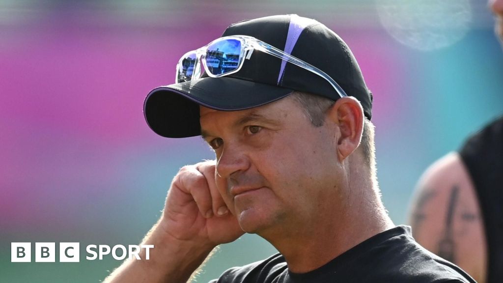 Matthew Mott: England cricket white-ball coach steps down from role but Jos Buttler to remain captain