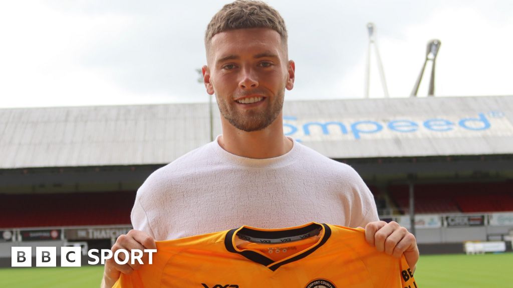 Newport County sign former Swansea defender Evans