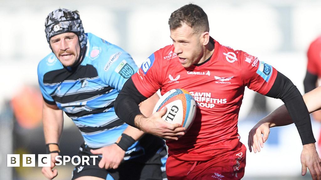 Davies double helps Scarlets claim win in Cardiff