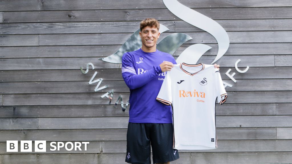 Swansea complete signing of midfielder Franco