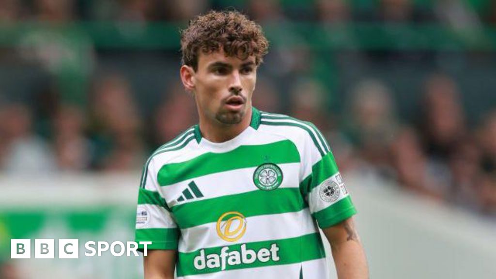 Brighton sign Celtic midfielder O'Riley for over £25m