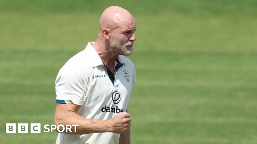 Derbyshire Takes Strong Lead Over Glamorgan