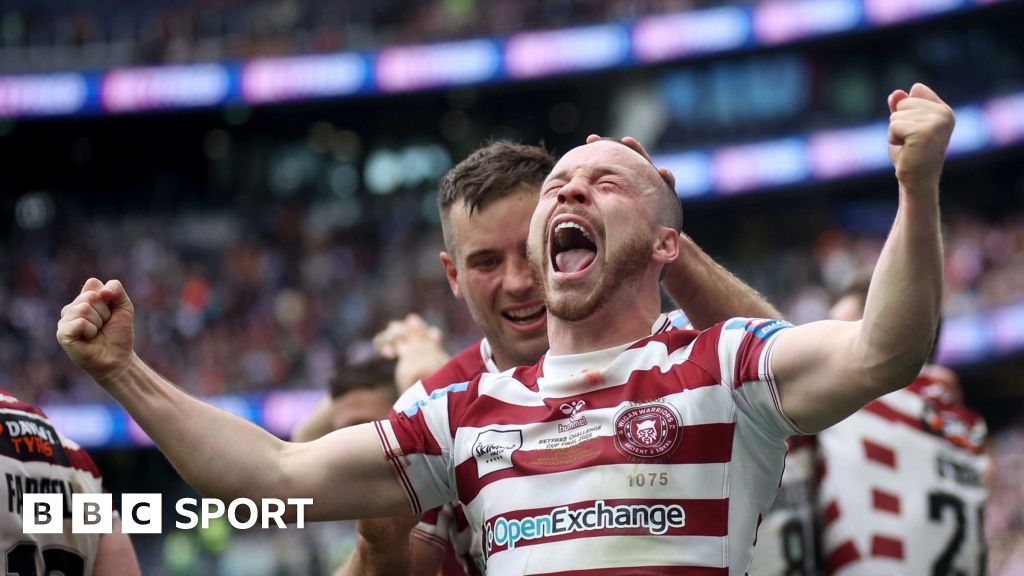 Liam Marshall Wigan Warriors winger signs new deal until 2025 BBC Sport