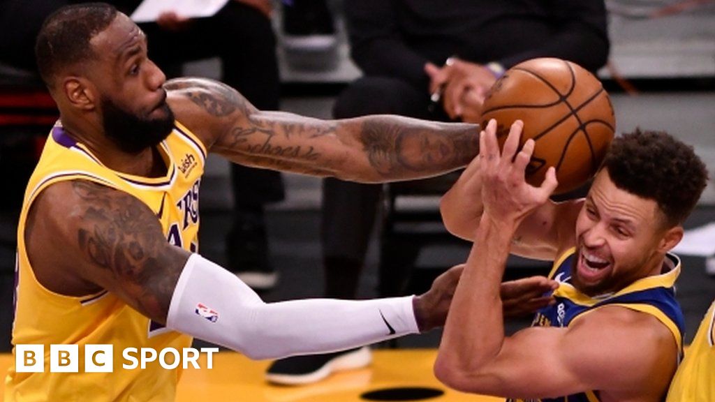 NBA: LeBron James scores 56 points as LA Lakers beat Golden State Warriors  - BBC Sport