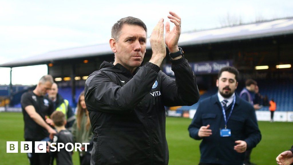 Dave Challinor Stockport County boss eyes 'big prize’ of League Two