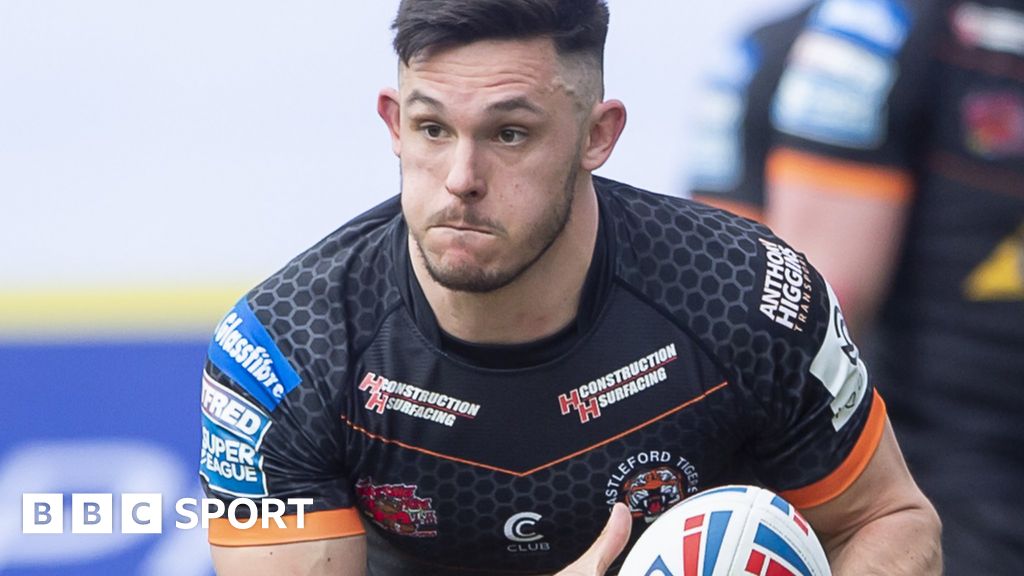 Niall Evalds: Castleford Tigers determined to rediscover home form when  Salford Red Devils visit Jungle for Super League opener