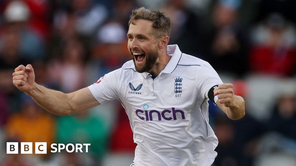 England vs Sri Lanka: Jamie Smith and Chris Woakes set up victory push