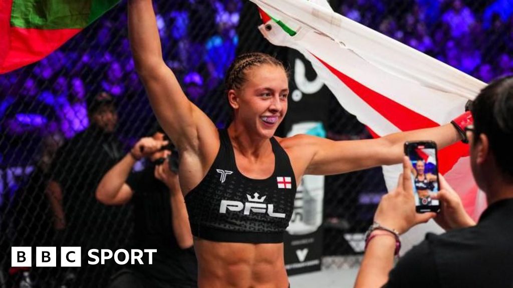 'I have to accept sexualisation of female fighters'