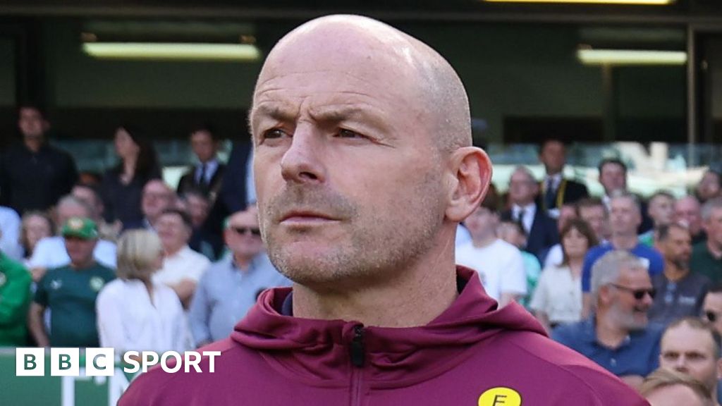 Lee Carsley and the British national anthem explained before Republic of Ireland v England