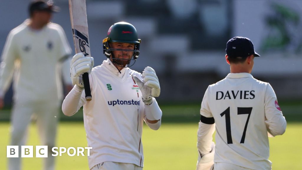 County Championship: Handscomb hits Lord’s ton for Leicestershire