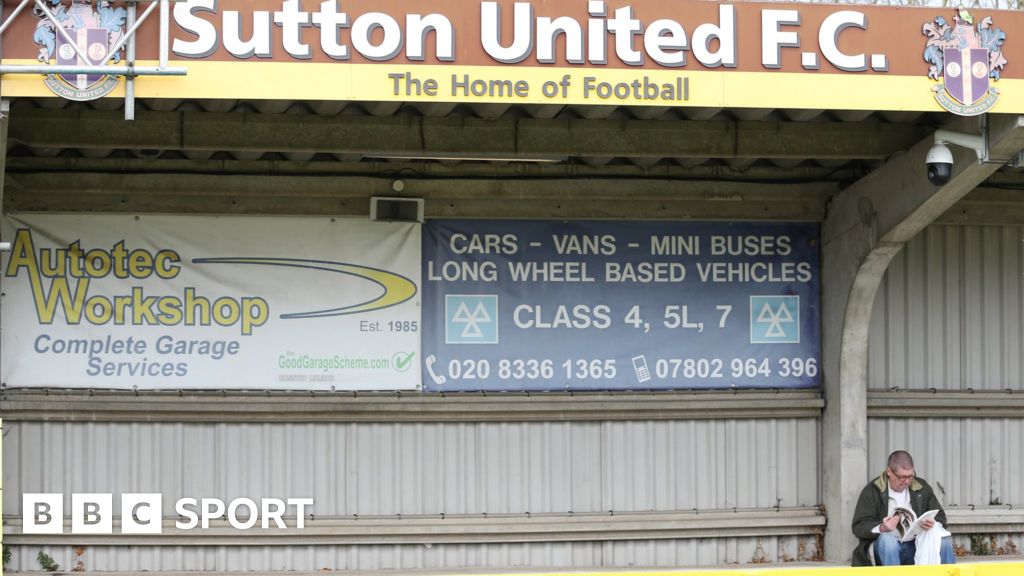 A fully signed Sutton United shirt could be yours - News - Sutton United