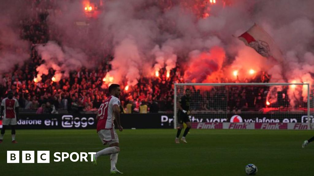 Feyenoord v Ajax postponed because of police strikes