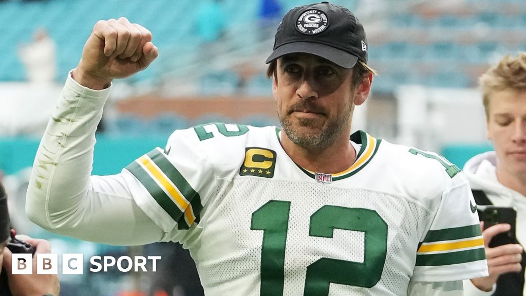 Tampa Bay Buccaneers are unsure Tom Brady will face Aaron Rodgers