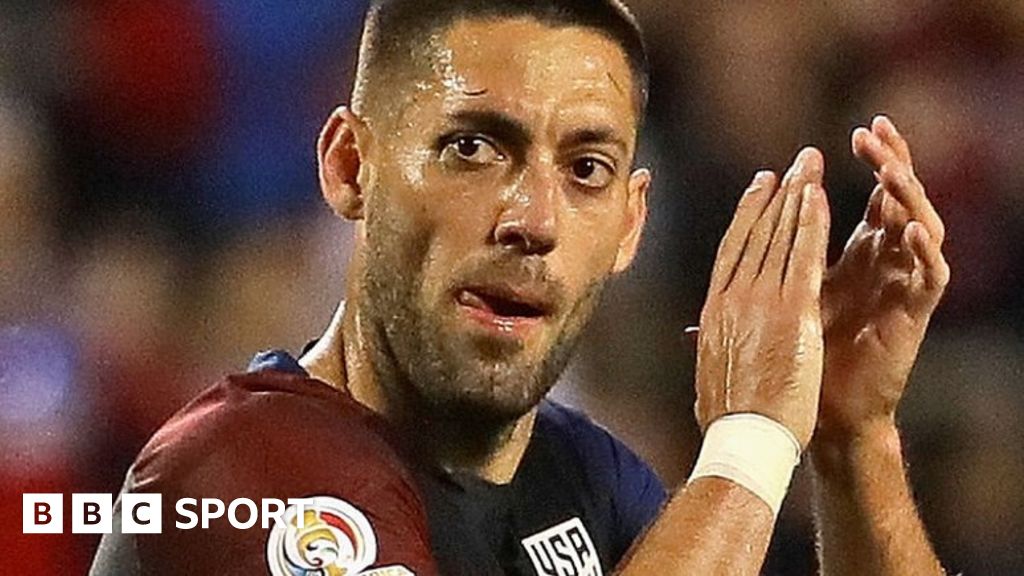 Clint Dempsey not 'valued' by Fulham before Spurs move - BBC Sport