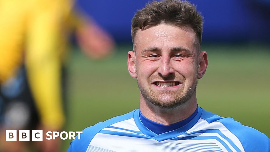 Scott Quigley Stockport County sign Barrow striker on threeyear deal