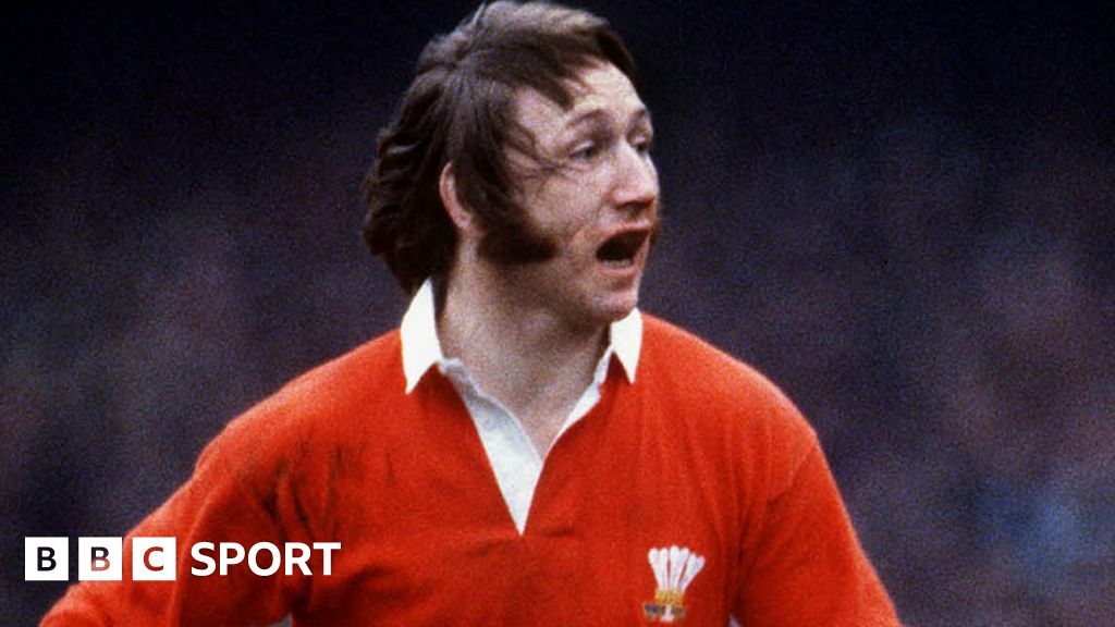 JPR Williams: Wales and British and Irish Lions legend dies aged 74