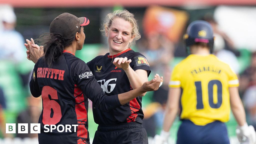 Sunrisers beat Stars to lift Rachael Heyhoe Flint Trophy