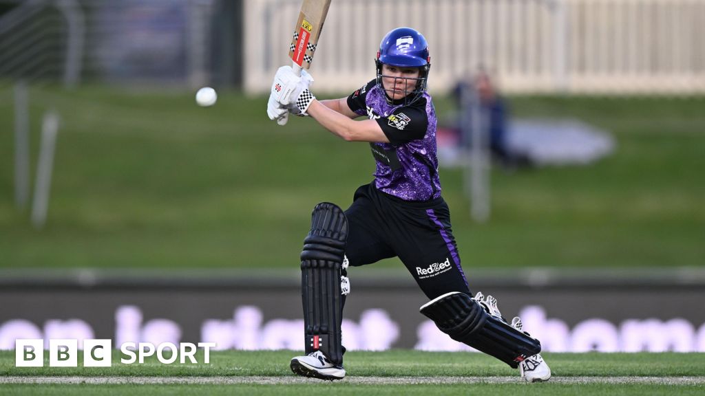 Hobart Hurricanes Defeat Sydney Thunder by 31 Runs