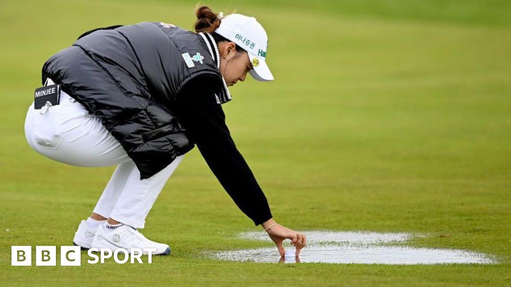 Lee and Khang share lead at Women's Scottish Open