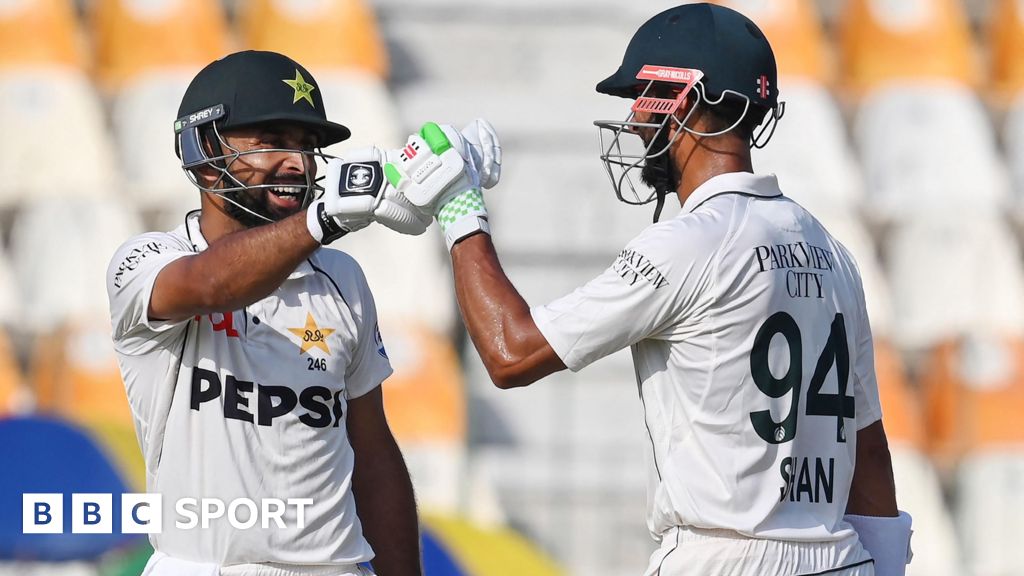 Masood & Shafique make England toil in first Test