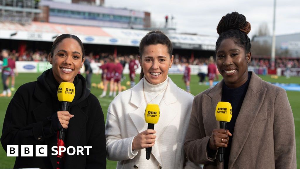 A two-horse race for the title - how to watch WSL final day
