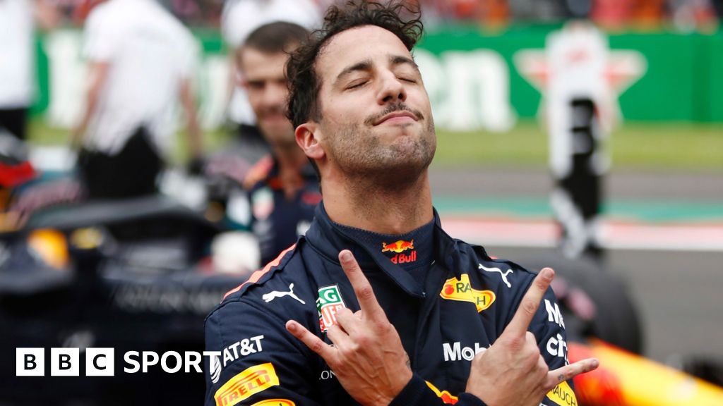 Mexican GP: Daniel Ricciardo on pole in Mexico, Lewis Hamilton third ...
