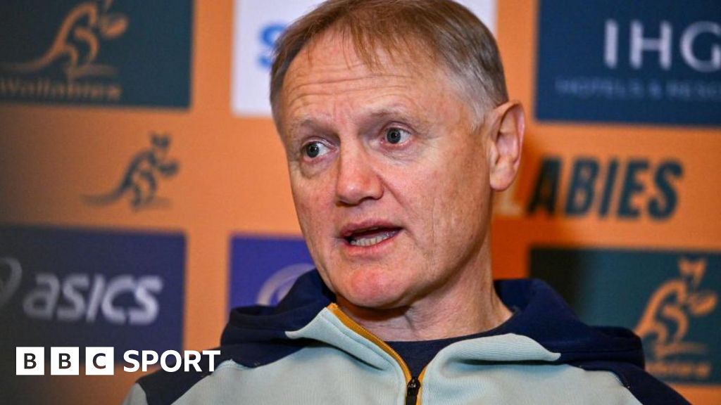 Ireland v Australia: Joe Schmidt on fly-half Sam Prendergast